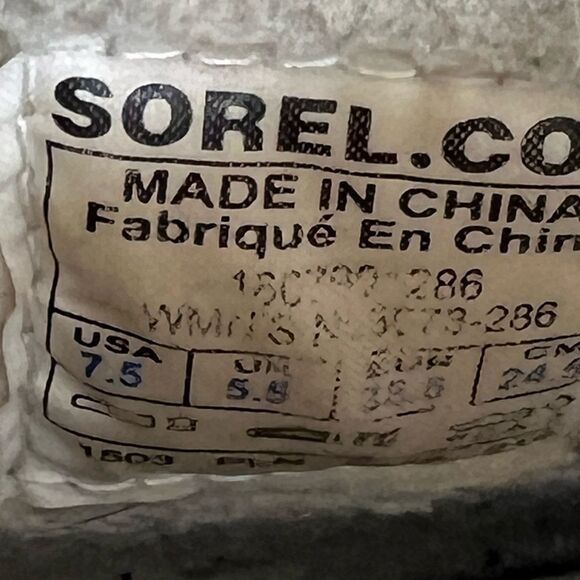 Sorel Out & About Women’s Tan Suede Slip On Winter Booties Sherpa Lined Sz 7.5 - Picture 9 of 11